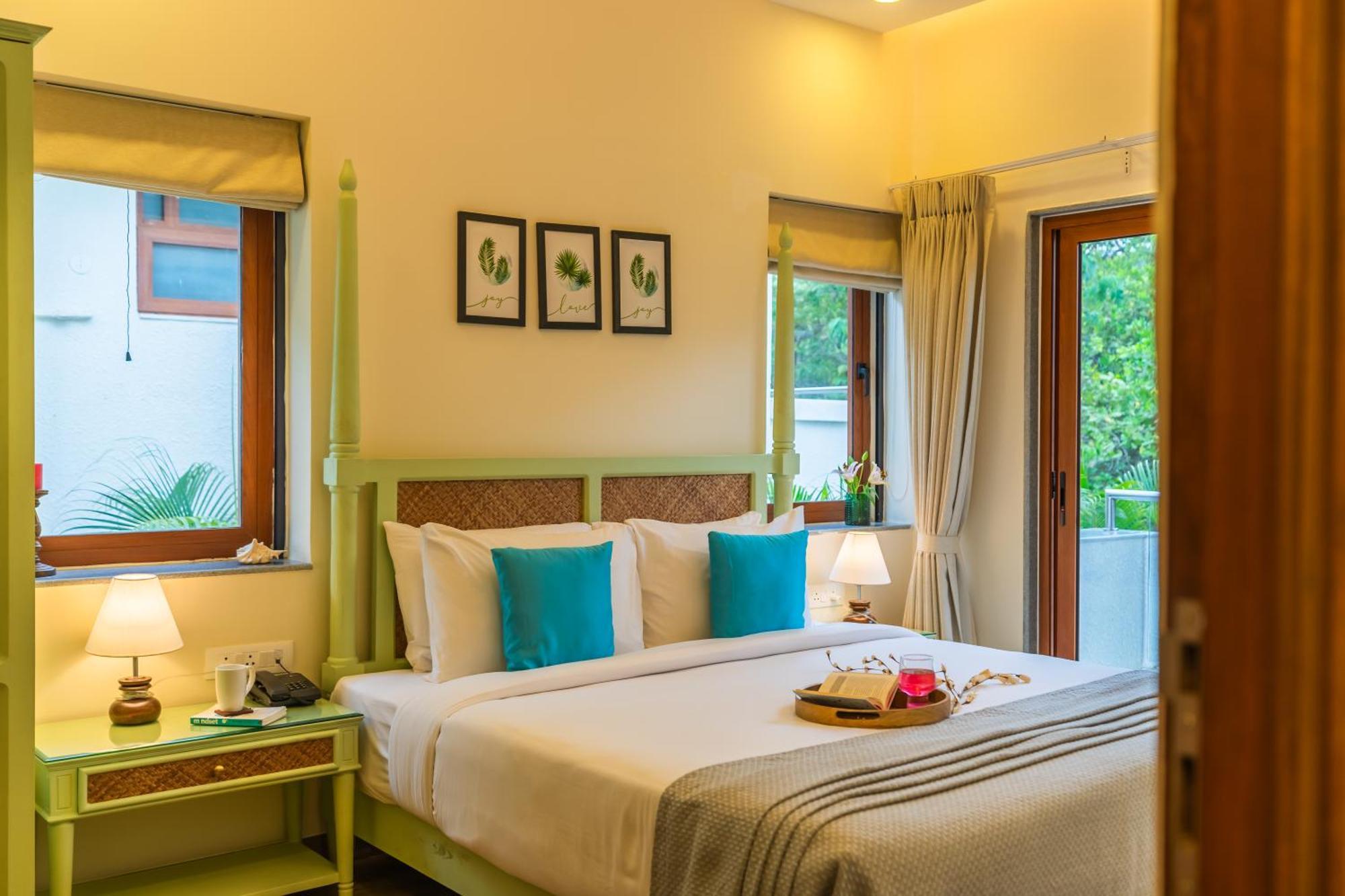 Elivaas 3 Bhk Pvt Pool & Bar - Villa Valerie Oxel ภายนอก รูปภาพ